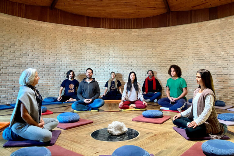 site-universidade-princípios-meditação-02
